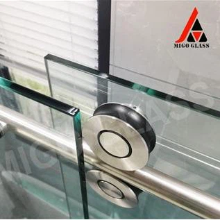 Frameless shower doors