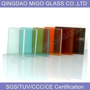 Zatamnjeno laminirano staklo