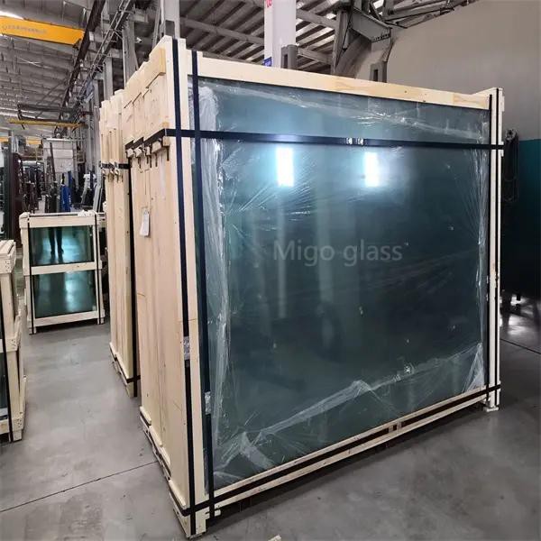 padel court glass packaging